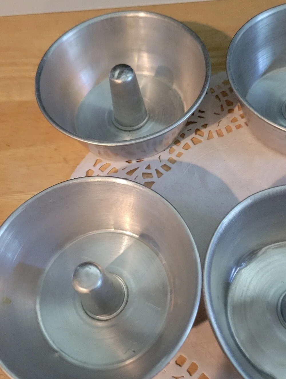 Aluminum Ring Mold Set - Silver Angel Food Baking Cups (6-Pack) Mini Bundt Pan